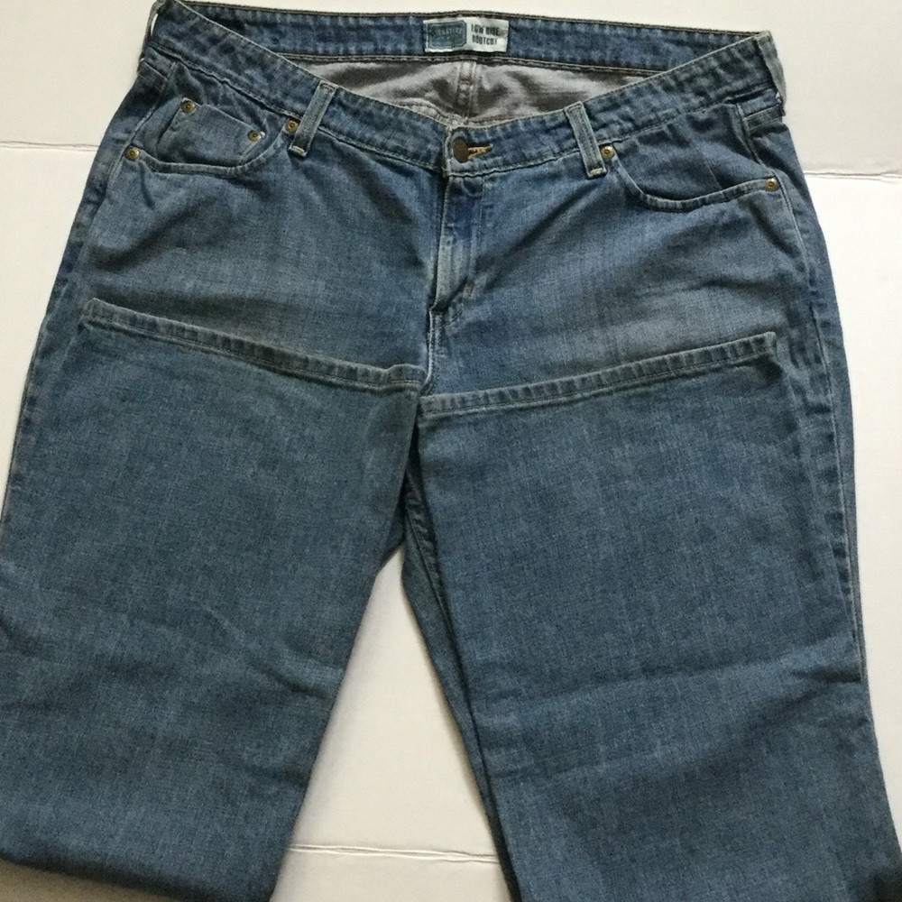 Signature by Levi Strauss Low Rise Boot Cut Jeans